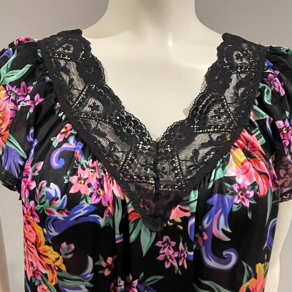 VTG Vanity Fair Floral Nylon Nightgown M Black Pink Lace Trim Made in USA - Picture 5 of 15